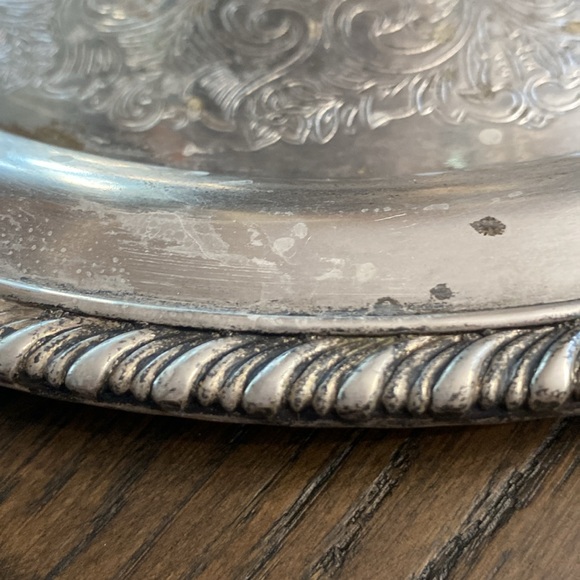 Oneida Silverplate Chip Dip Set Vintage 1-Piece 12" Dia. Etched Design Rope Edge - Picture 6 of 7